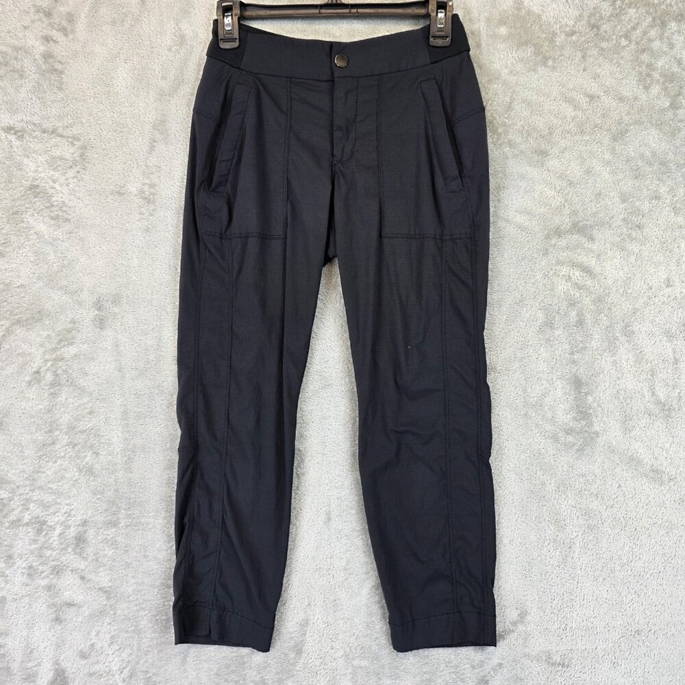 Athleta Pants Womens 0 Black Recycled Nylon Stretch Athleisure Jogger Style